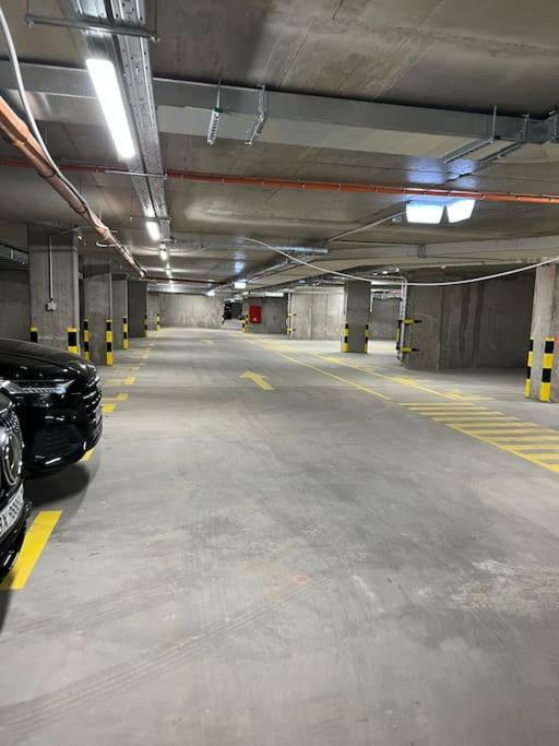 Brand New Modern Apartment-2 Rooms-Balcony-Garage Budapest Kültér fotó