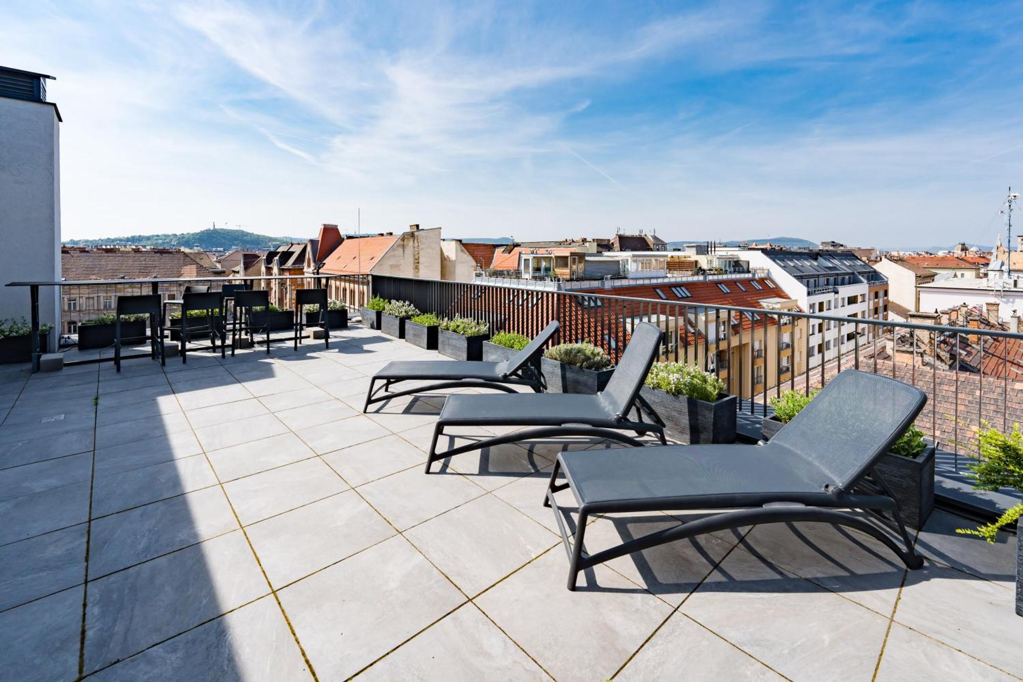 Brand New Modern Apartment-2 Rooms-Balcony-Garage Budapest Kültér fotó