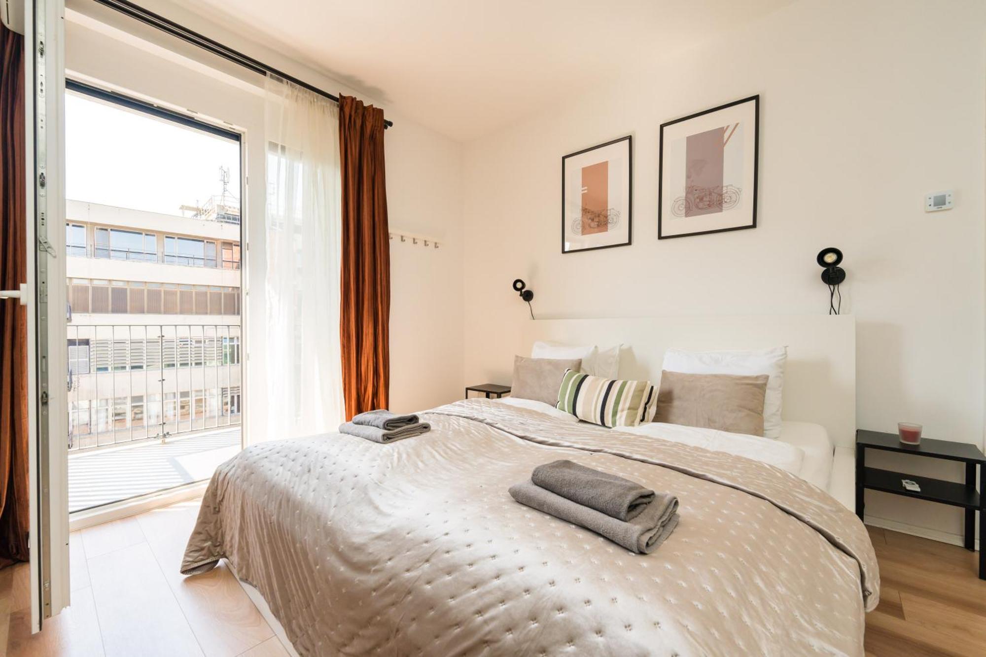 Brand New Modern Apartment-2 Rooms-Balcony-Garage Budapest Kültér fotó